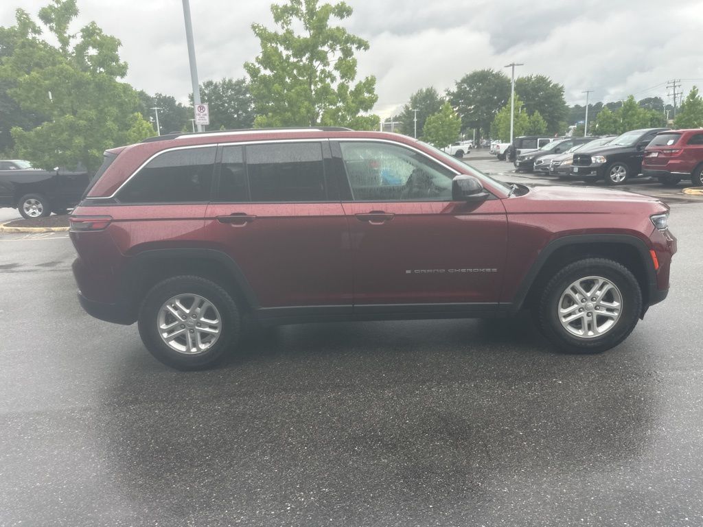2023 Jeep Grand Cherokee Laredo photo 22
