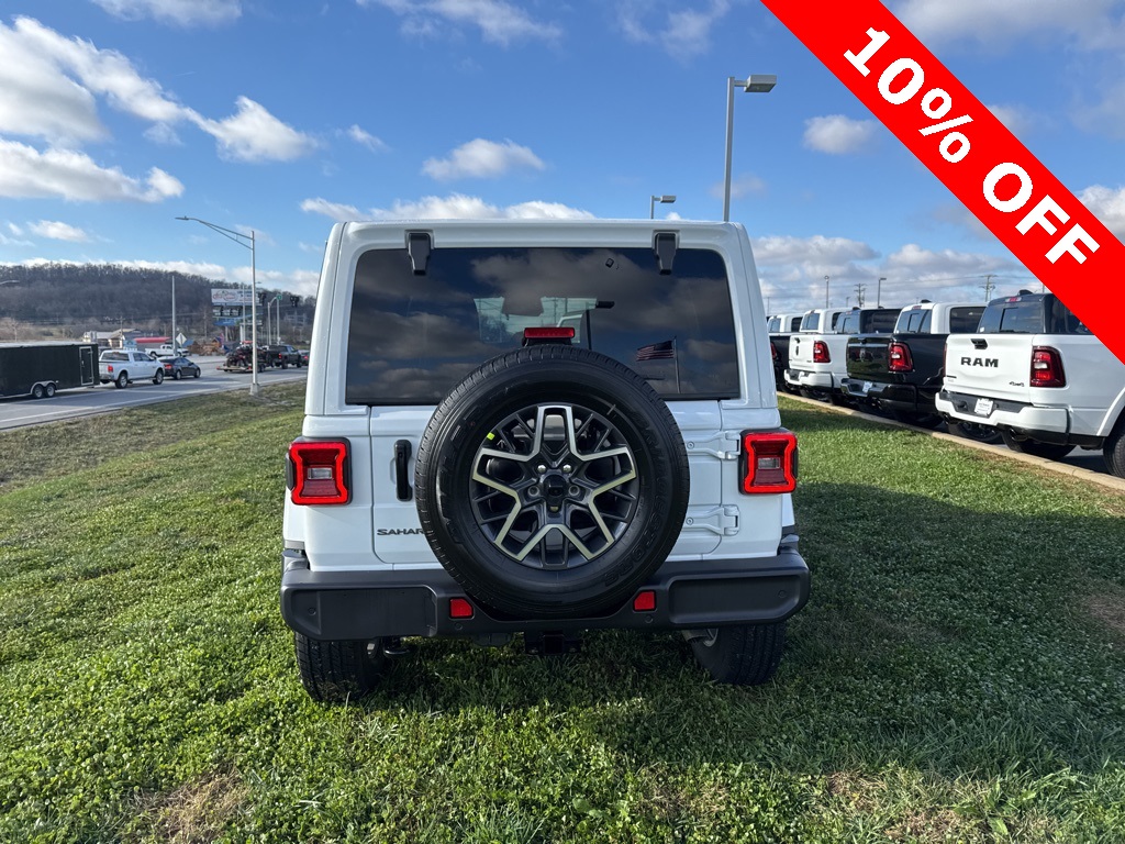 2026 Jeep Wrangler Sahara photo 4