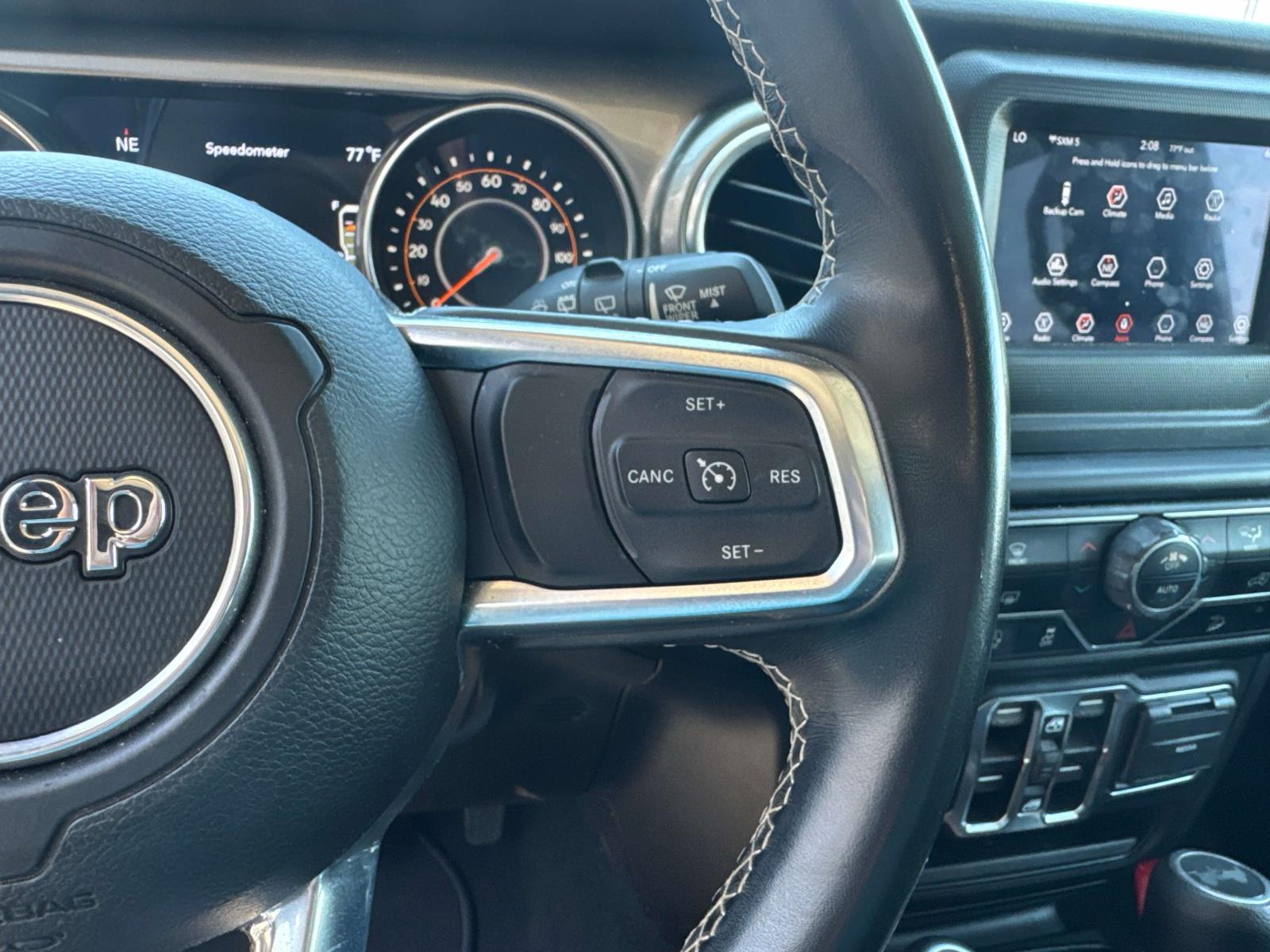 2020 Jeep Wrangler Unlimited Sahara photo 22