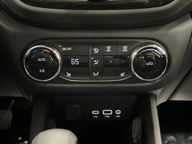 2022 Chevrolet Trailblazer LT photo 16