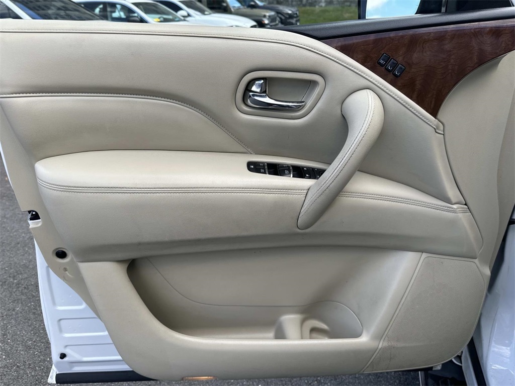 2018 Infiniti QX80 Base photo 21