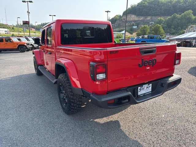 2025 Jeep Gladiator Willys photo 4