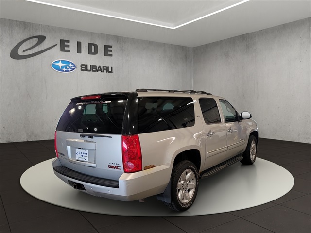 2011 Gmc Yukon XL SLT 1500 photo 4