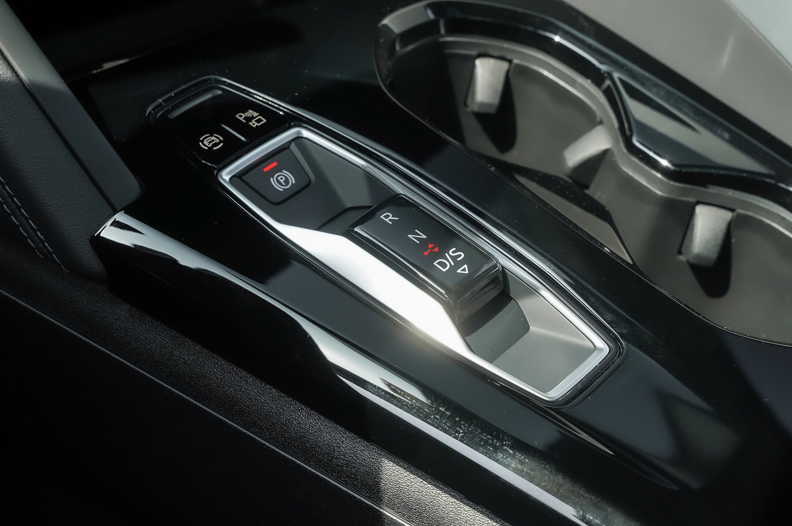 2025 Audi Q5 Premium Plus photo 11