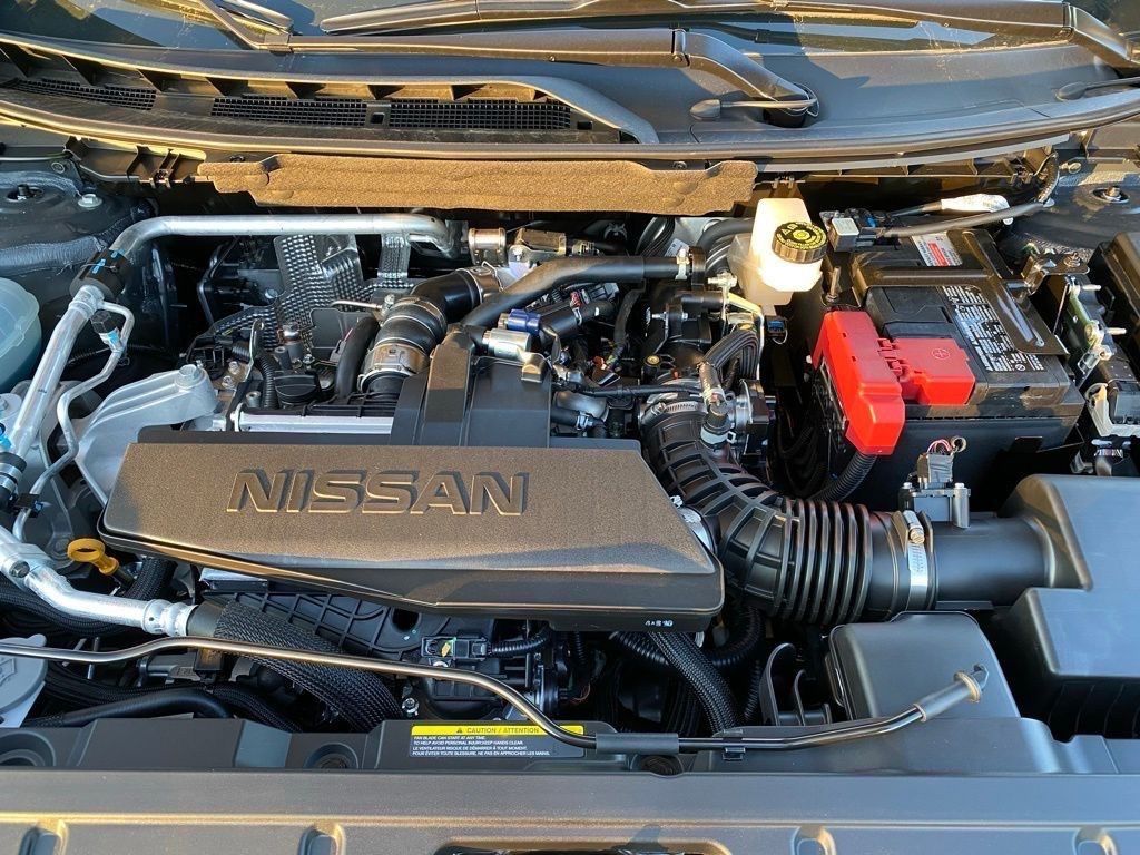 2025 Nissan Rogue S photo 11