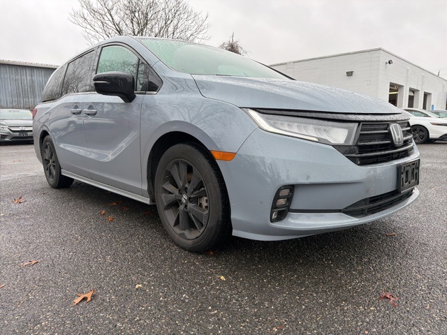 2023 Honda Odyssey Sport photo 2