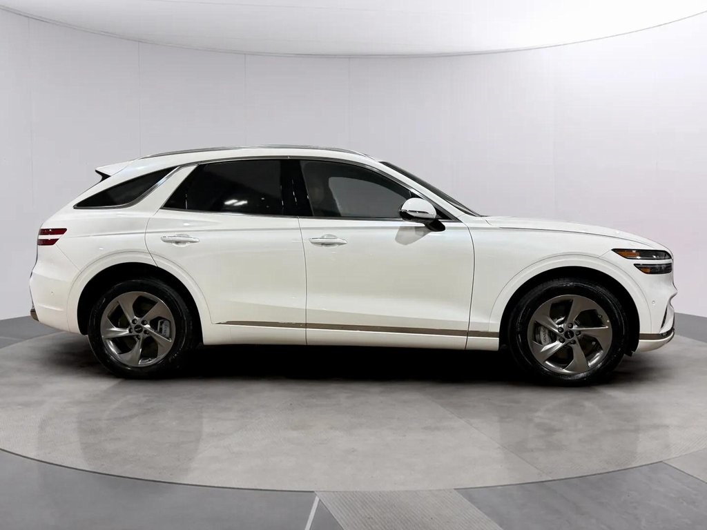 2026 Genesis GV70 2.5T Advanced photo 2
