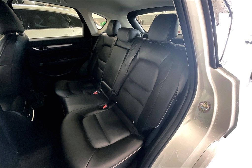 2025 Mazda CX-5 2.5 Select photo 24