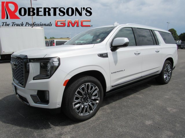2024 GMC Yukon XL Denali Ultimate's photo