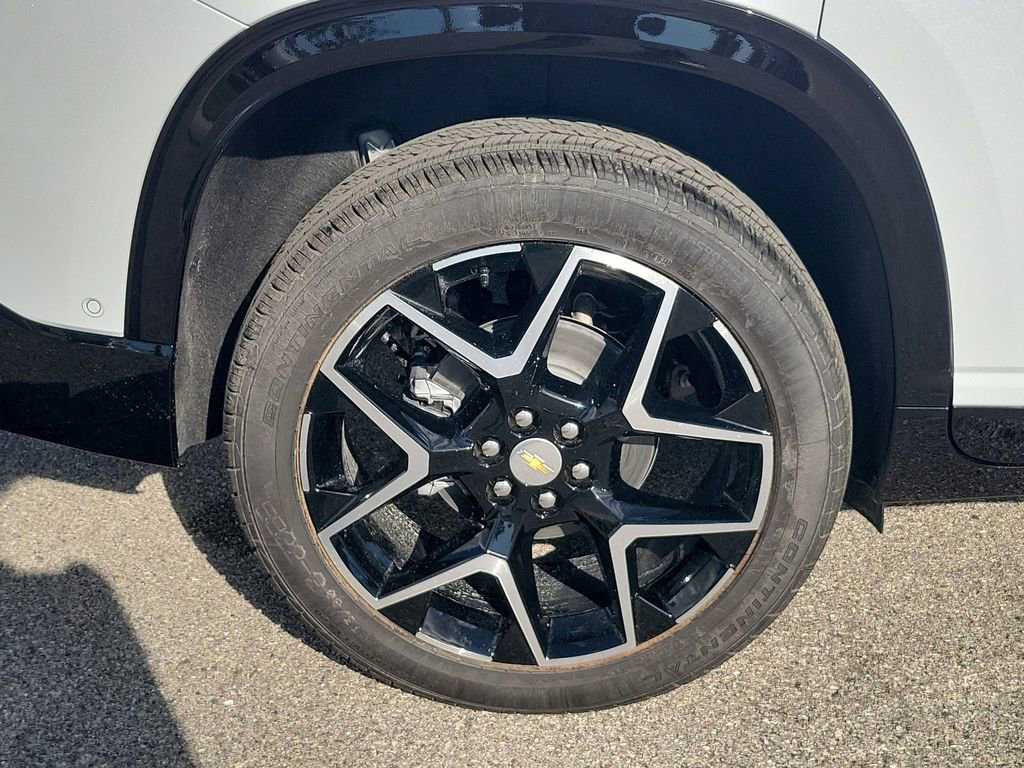 2026 Chevrolet Traverse High Country photo 18