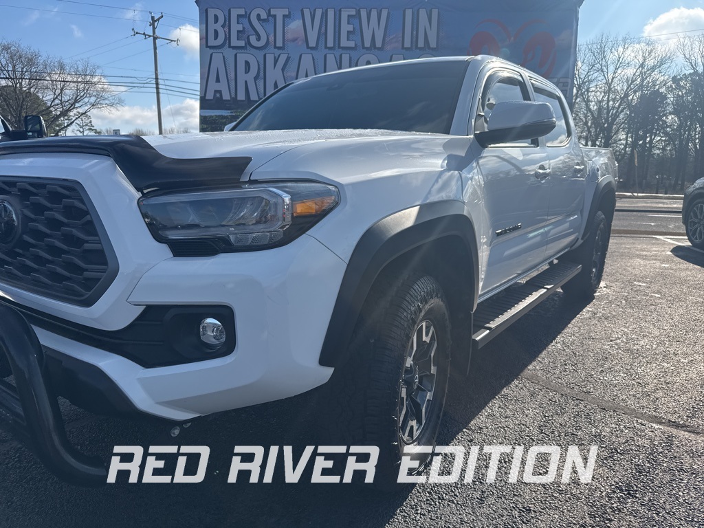 2023 Toyota Tacoma TRD Off Road's photo