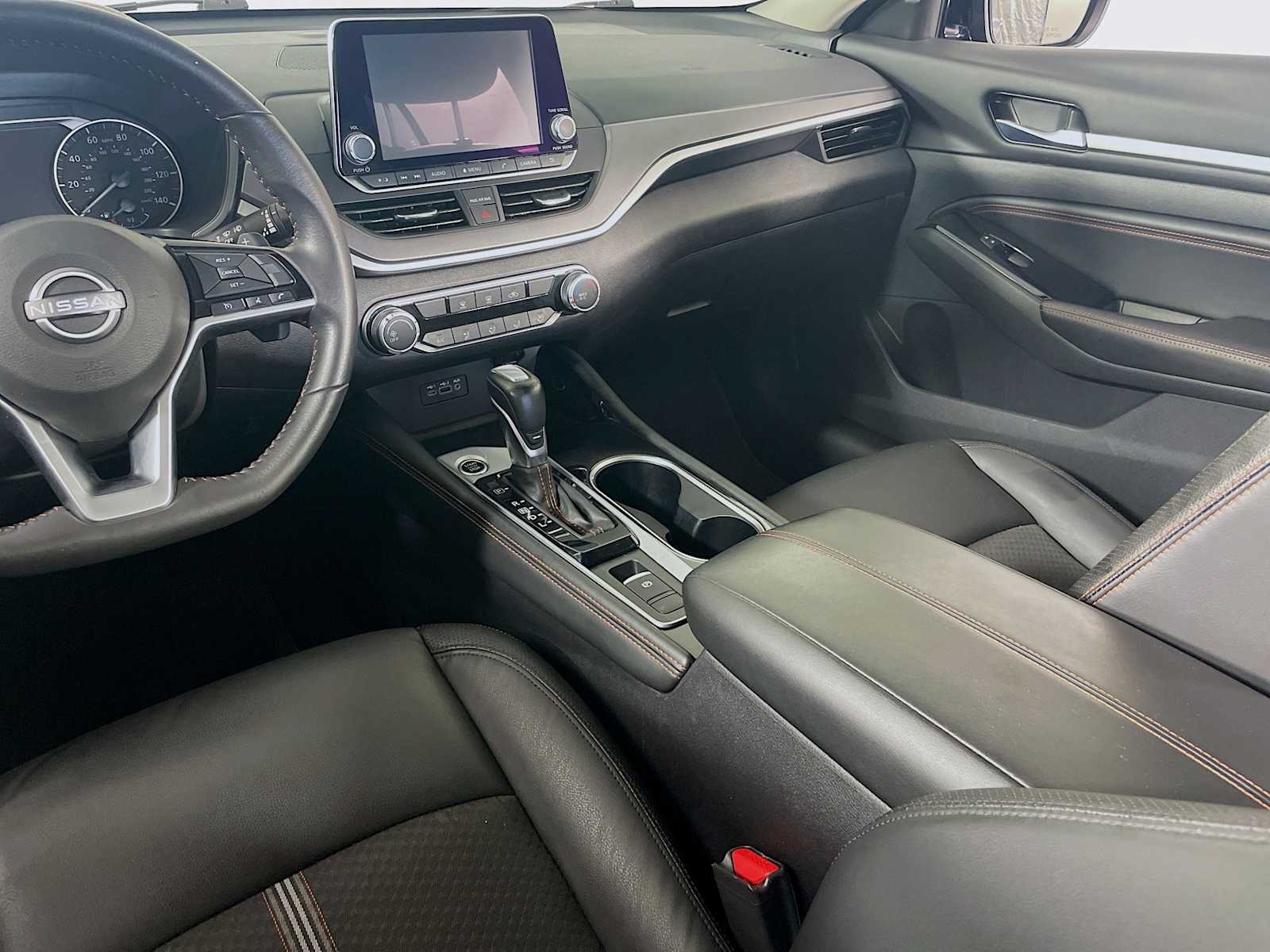 2023 Nissan Altima 2.5 SR photo 19