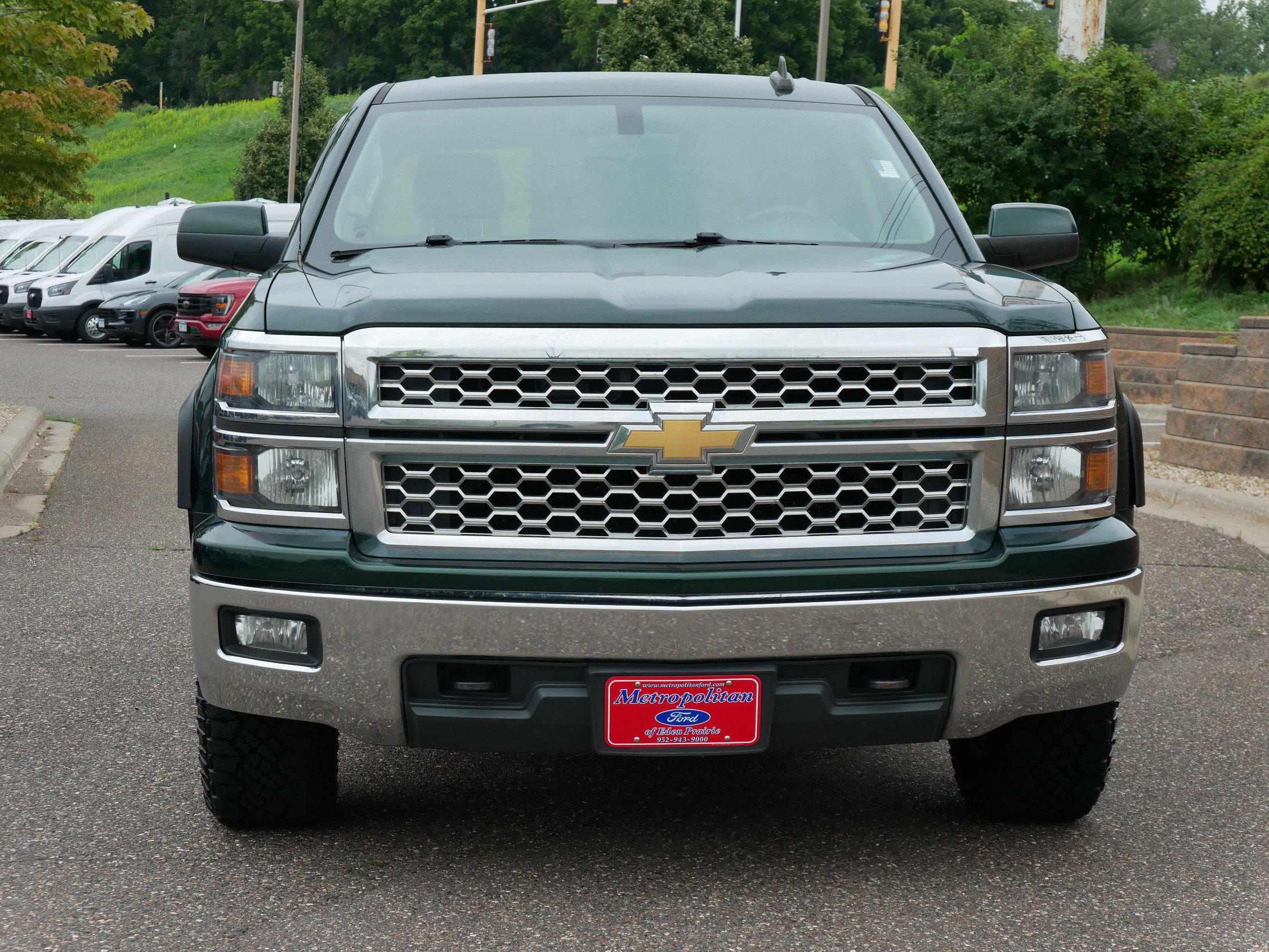 Used 2015 Chevrolet Silverado 1500 LT with VIN 1GCVKREC2FZ284954 for sale in Eden Prairie, Minnesota
