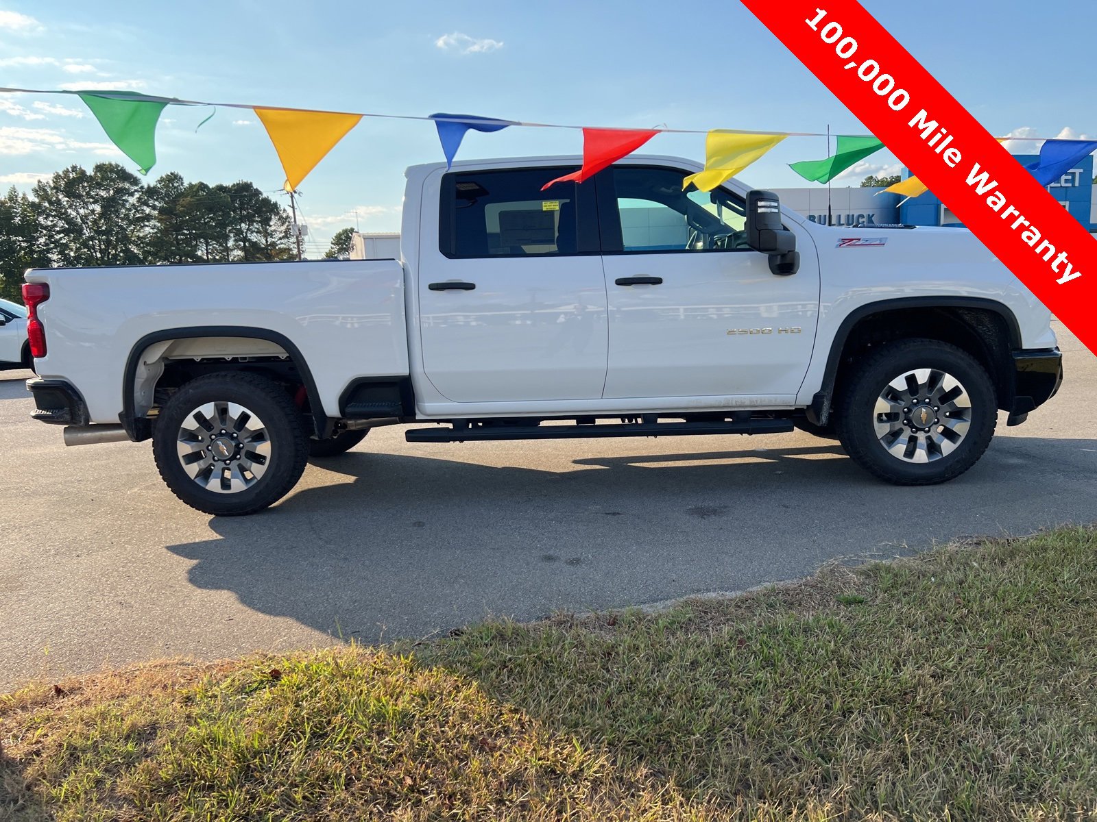 2026 Chevrolet Silverado 2500HD Custom photo 6