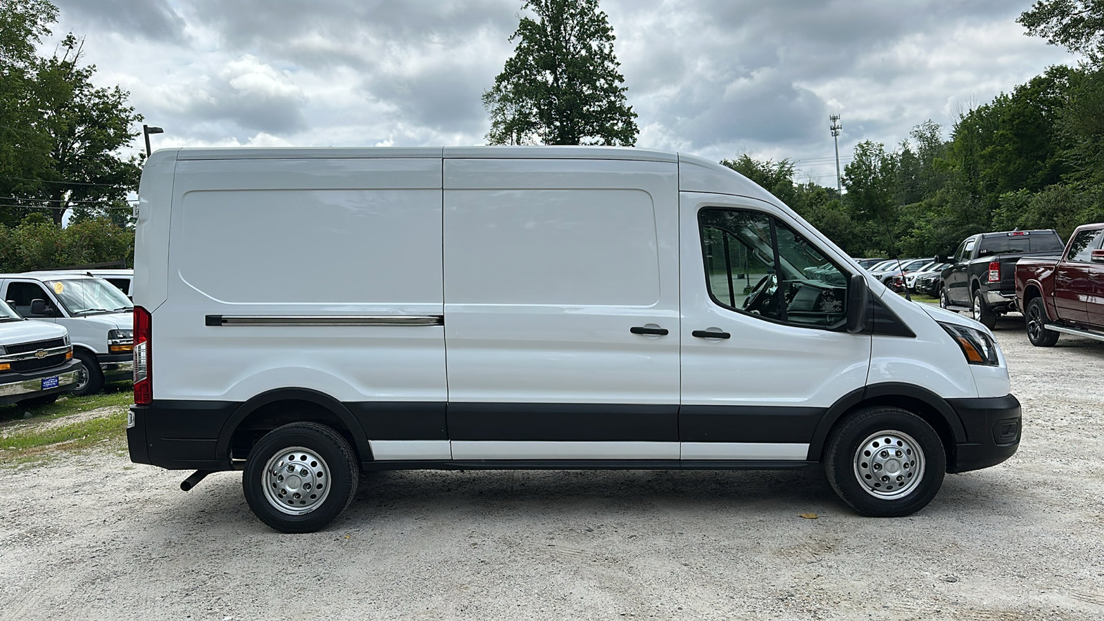 2022 Ford Transit Cargo Van photo 3