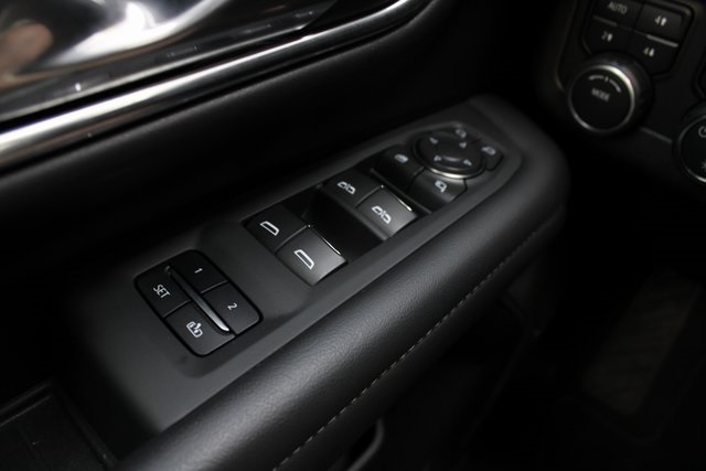 2023 Chevrolet Tahoe High Country photo 12