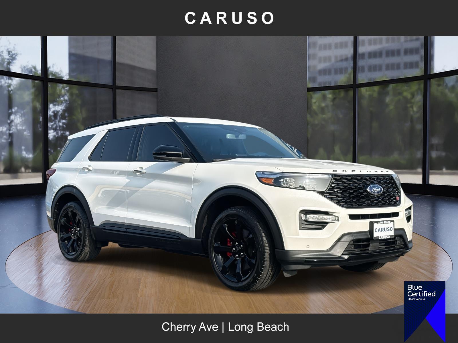 2023 Ford Explorer ST's photo