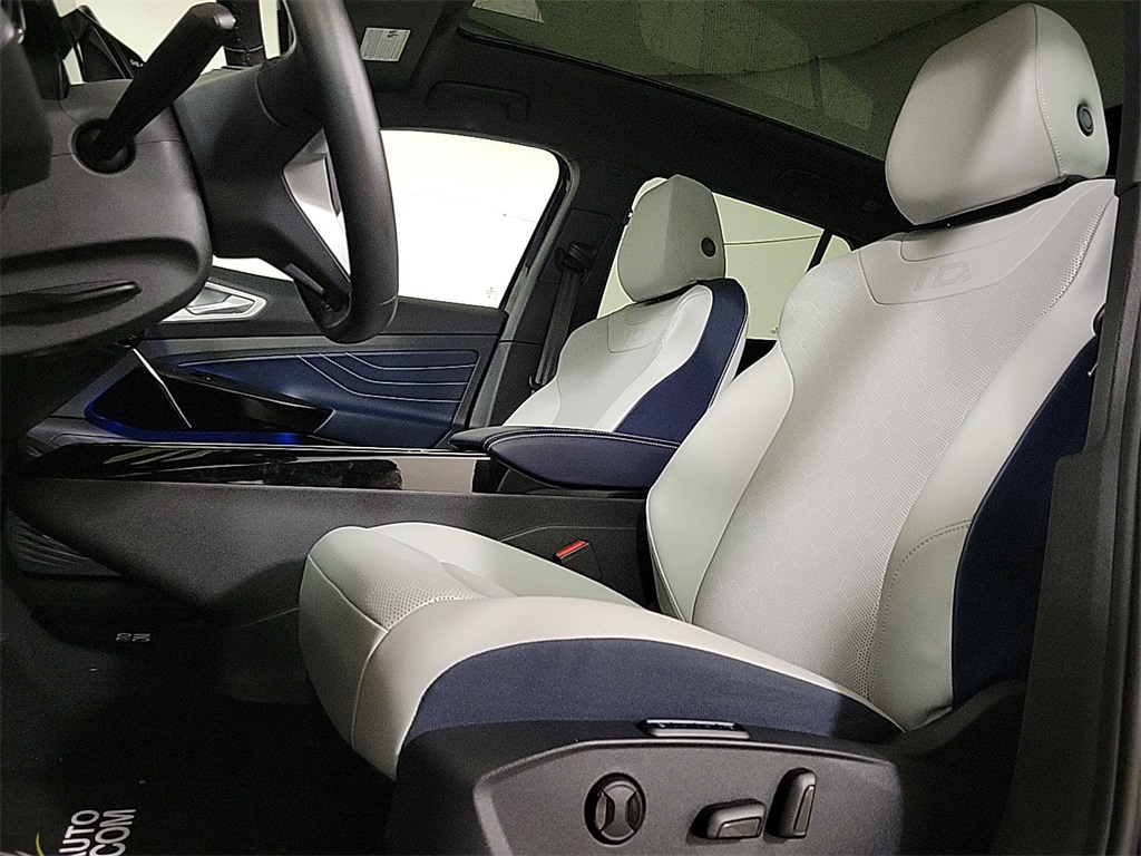 2024 VOLKSWAGEN ID.4 - Image 10