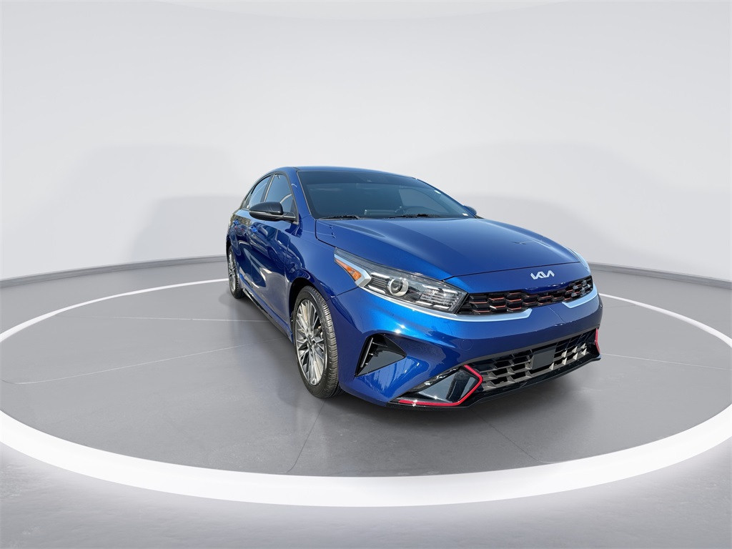 2024 Kia Forte GT-Line photo 2