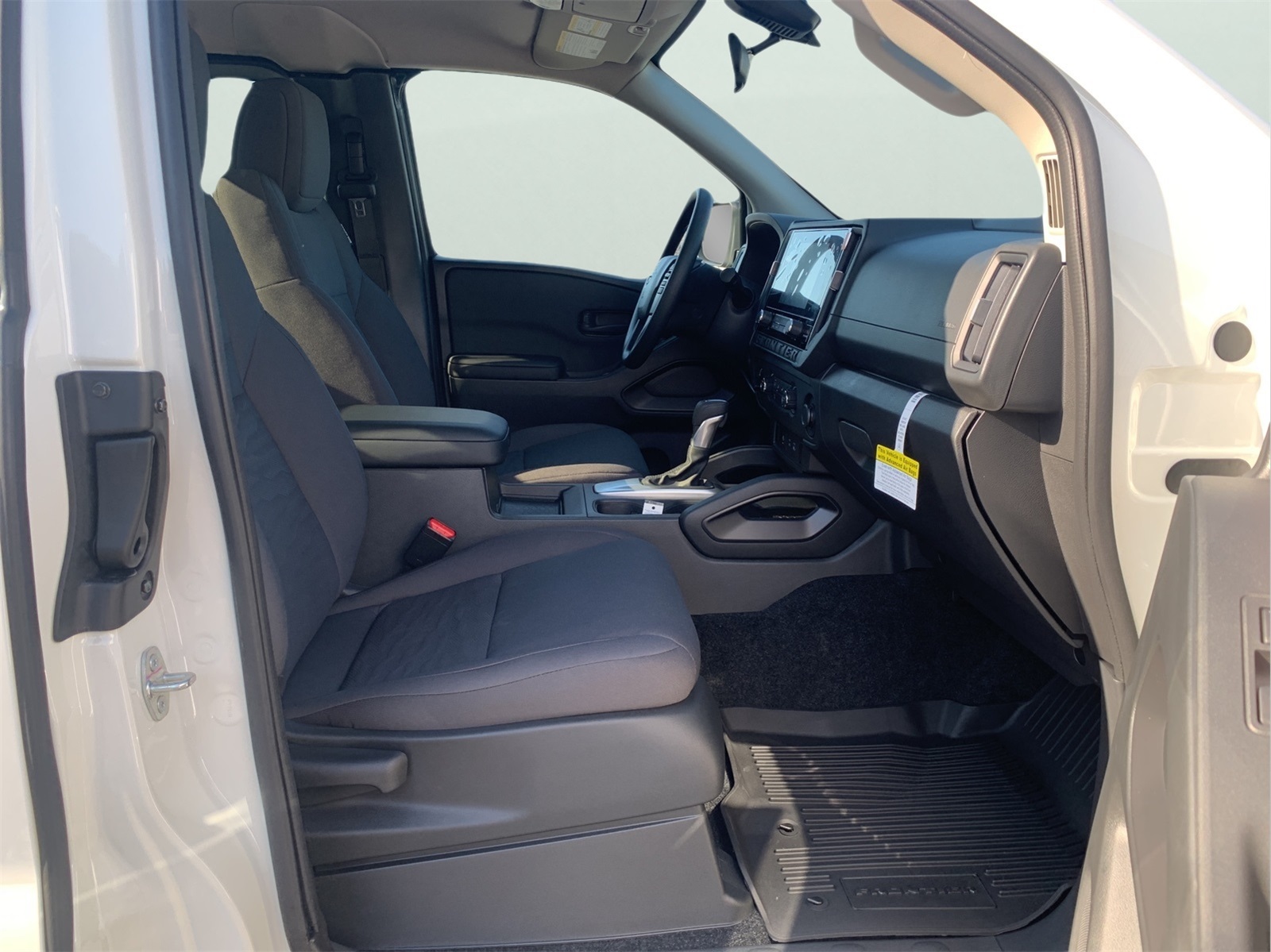 2026 Nissan Frontier King Cab S photo 27