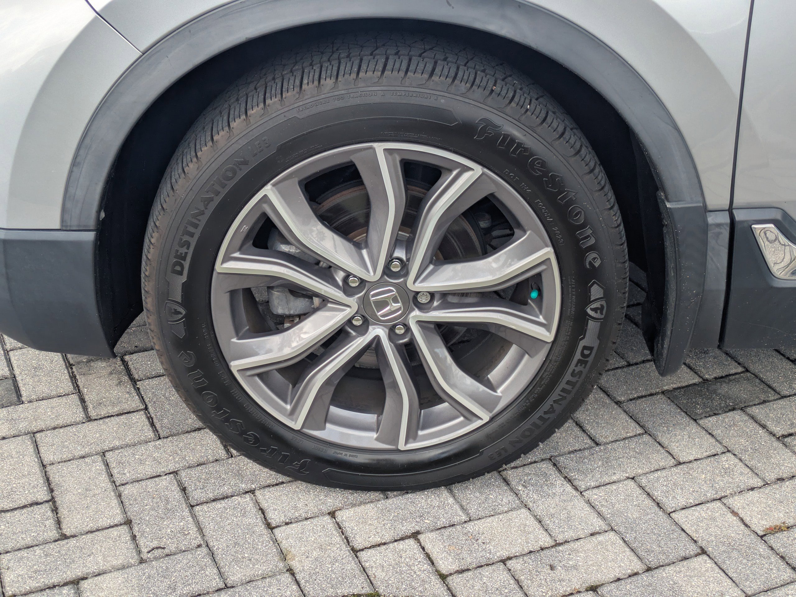 2020 Honda CR-V Touring photo 3