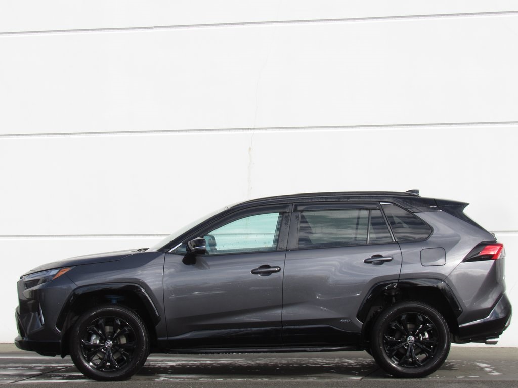 2024 Toyota RAV4 Hybrid XSE photo 3
