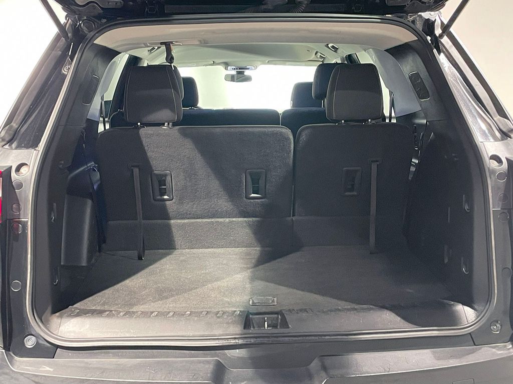 2019 Chevrolet Traverse LS photo 3