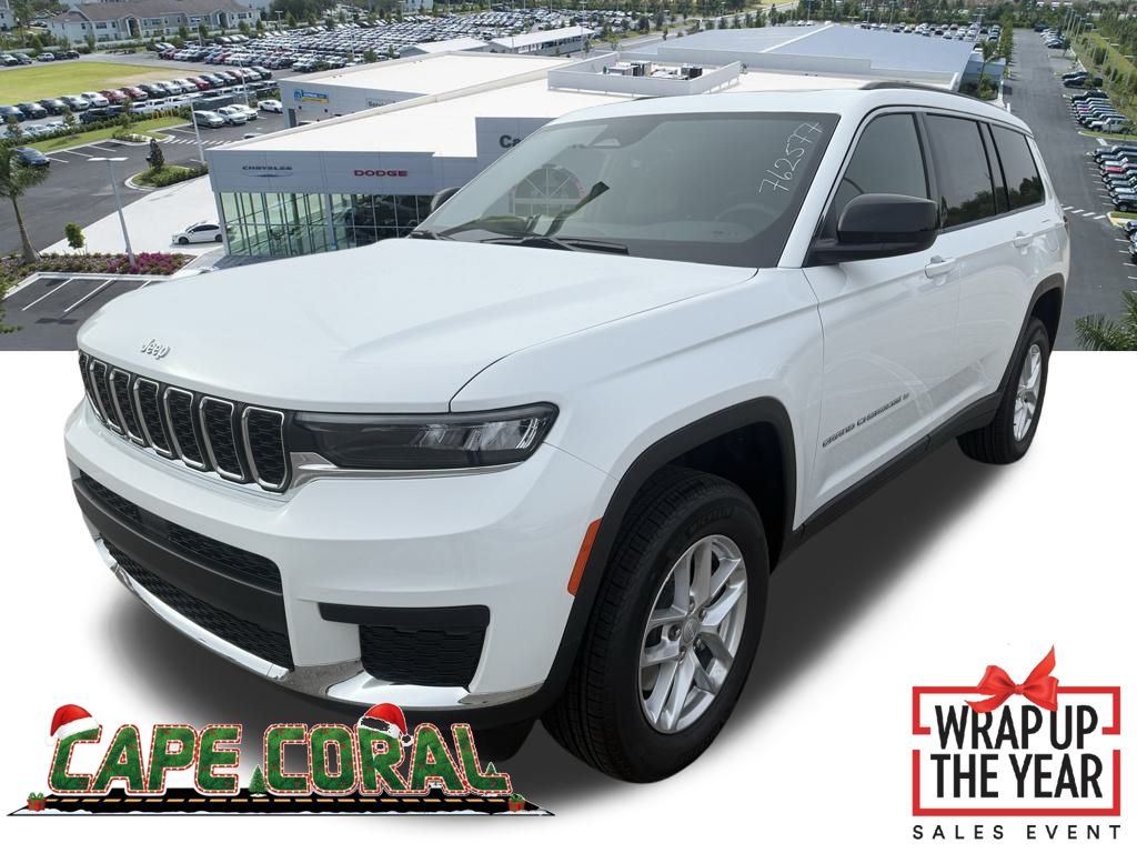 2025 Jeep Grand Cherokee L Laredo's photo