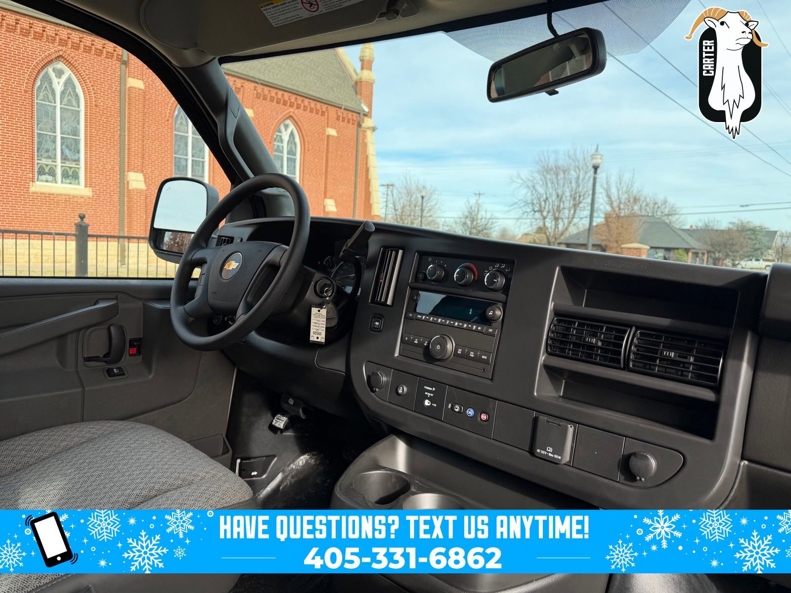 2025 Chevrolet Express Passenger LS's photo