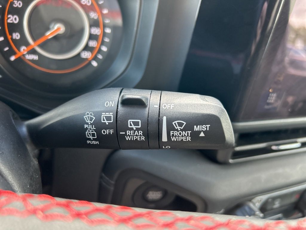 2024 Jeep Wrangler Rubicon photo 21