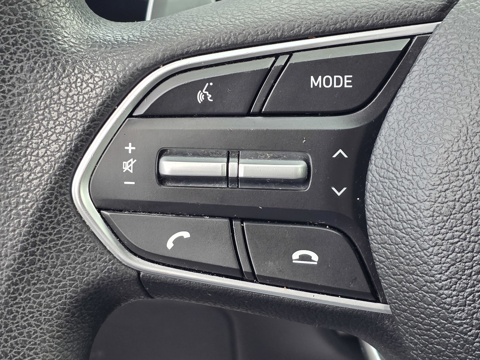 2022 Hyundai Santa Fe SEL photo 31