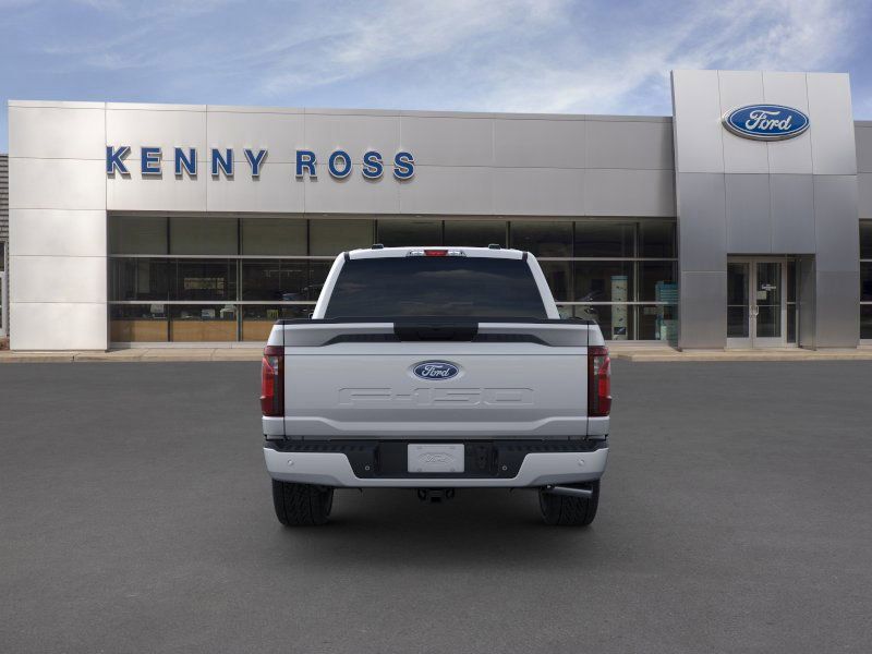 2025 Ford F-150 STX photo 4