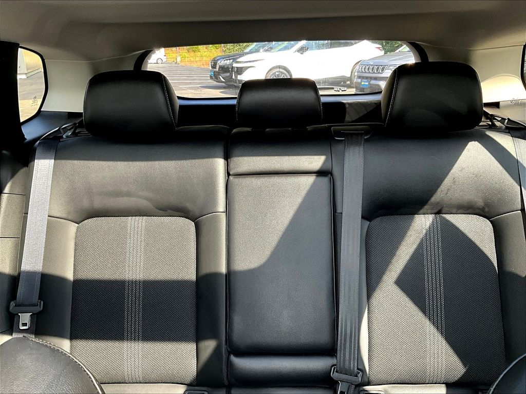 2023 Mazda CX-50 2.5 Preferred Plus photo 15