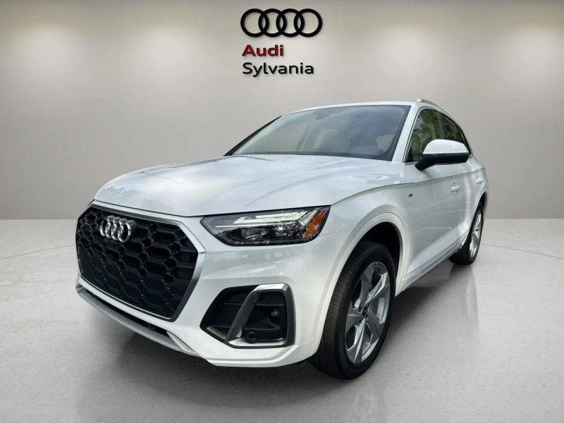 2022 Audi Q5 S line Premium Plus photo 3