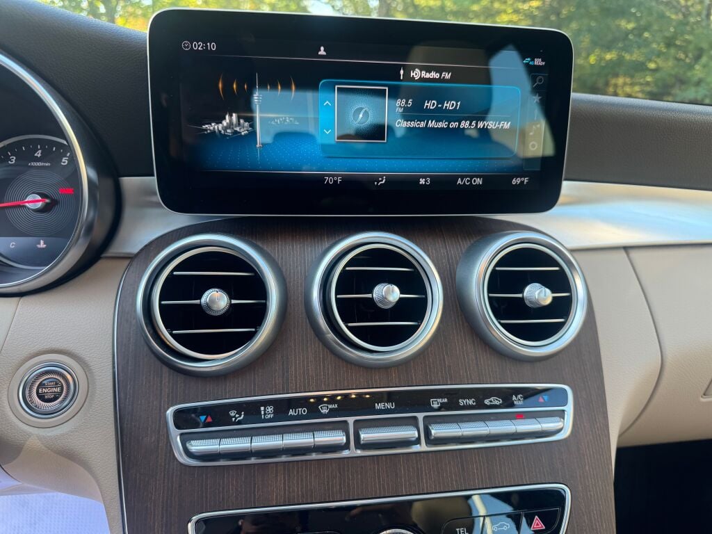 2020 Mercedes Benz C 300 4MATIC Sedan photo 11