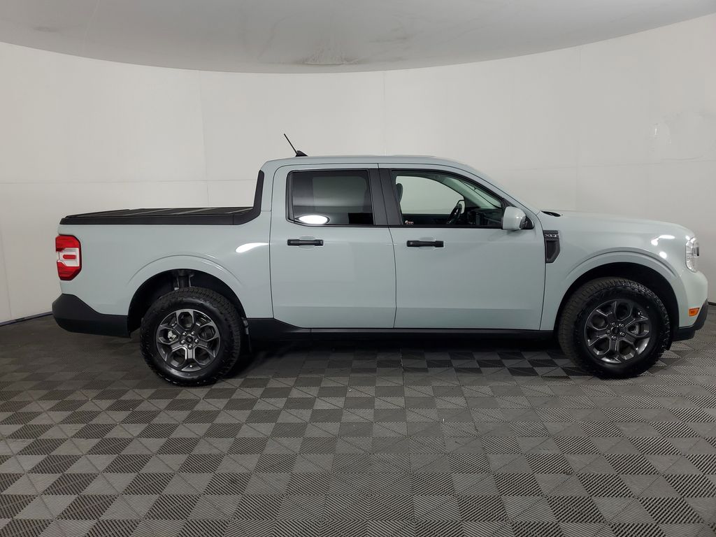 2023 Ford Maverick XLT photo 3
