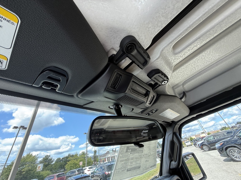 2025 Jeep Wrangler Sport photo 20