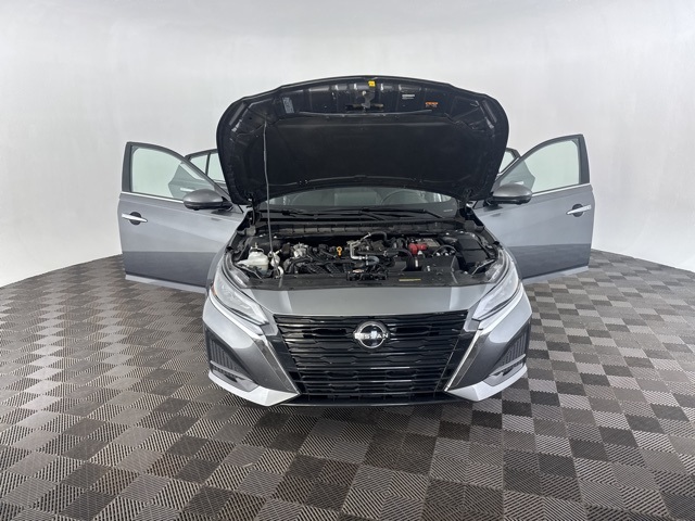 2024 Nissan Altima 2.5 SL photo 7
