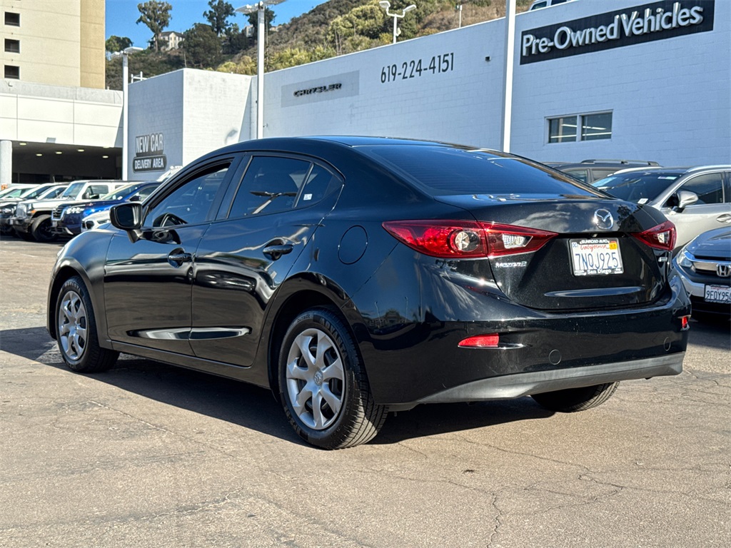 2016 Mazda Mazda3 i Sport photo 8