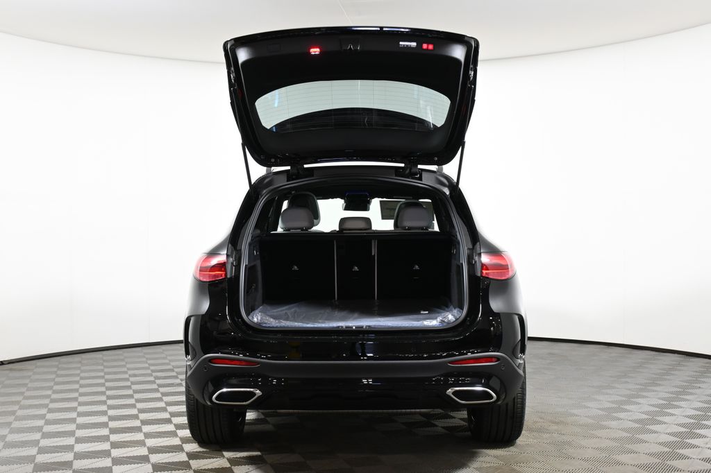 2025 Mercedes Benz GLC 300 4MATIC photo 25