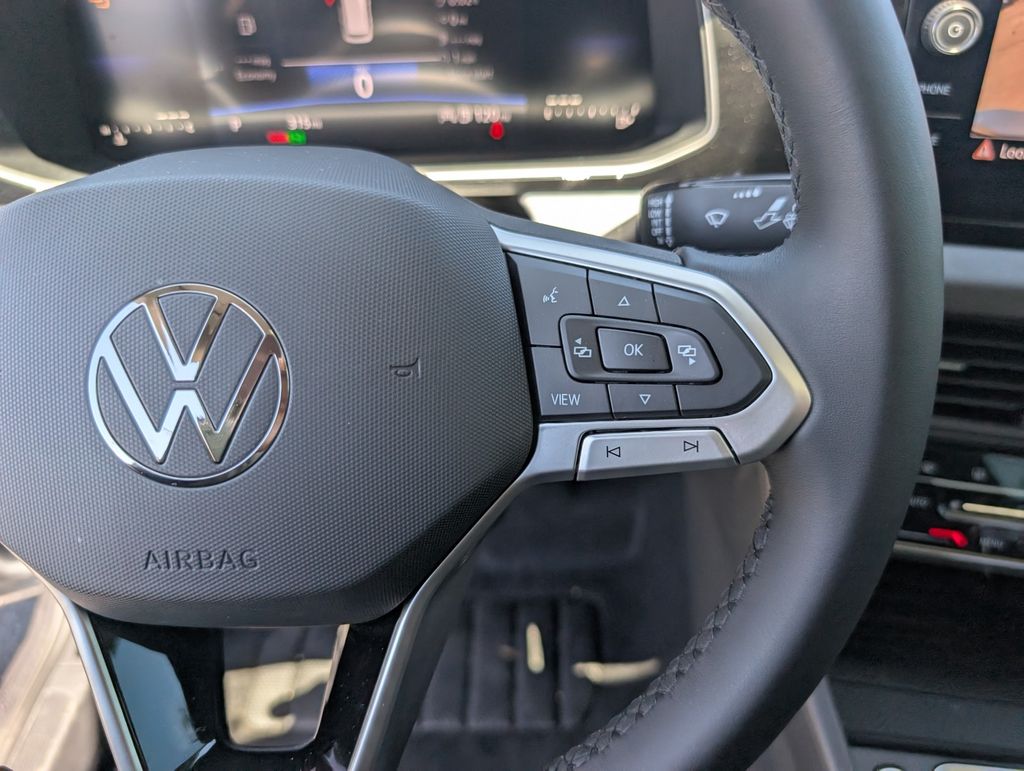 2025 Volkswagen Jetta 1.5T SE photo 16