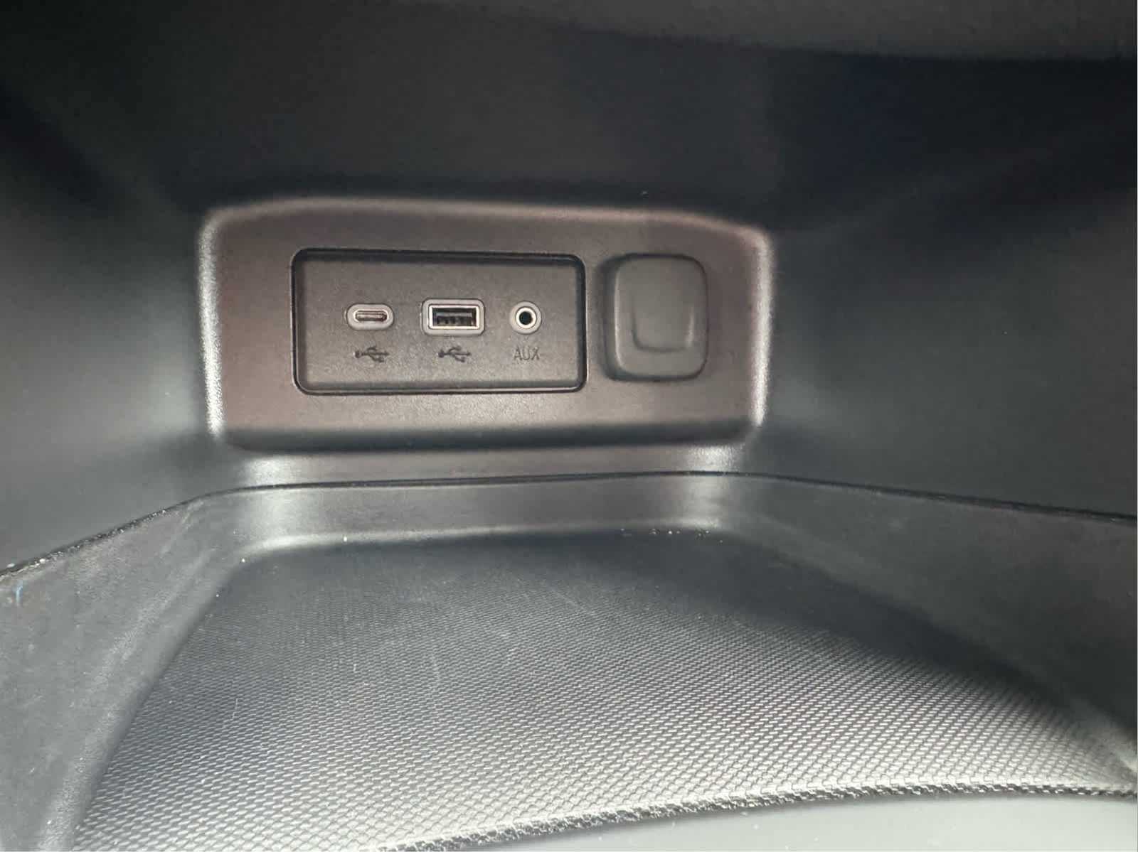2024 Chevrolet Equinox LT photo 19