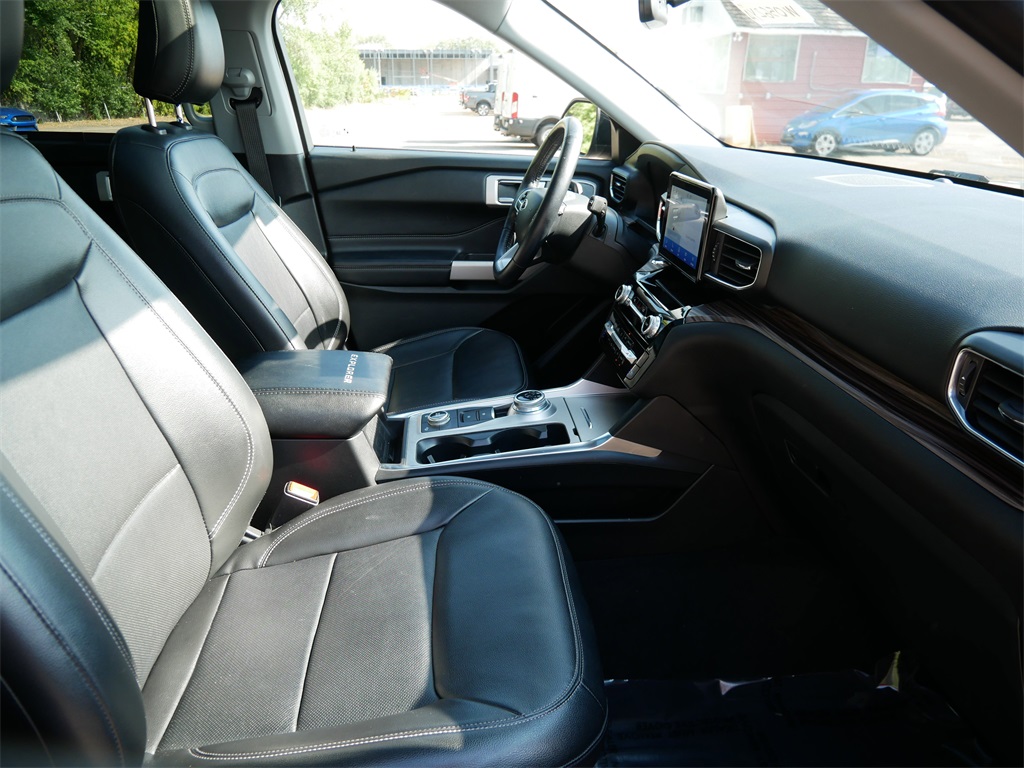 2022 Ford Explorer Limited photo 7