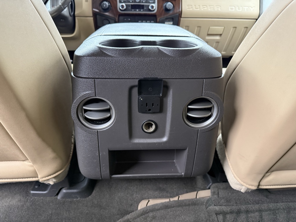 2011 Ford F-250 photo 39