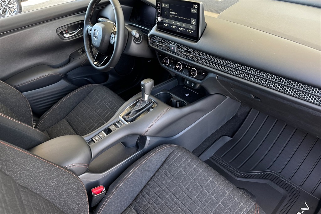 2026 Honda HR-V Sport photo 12