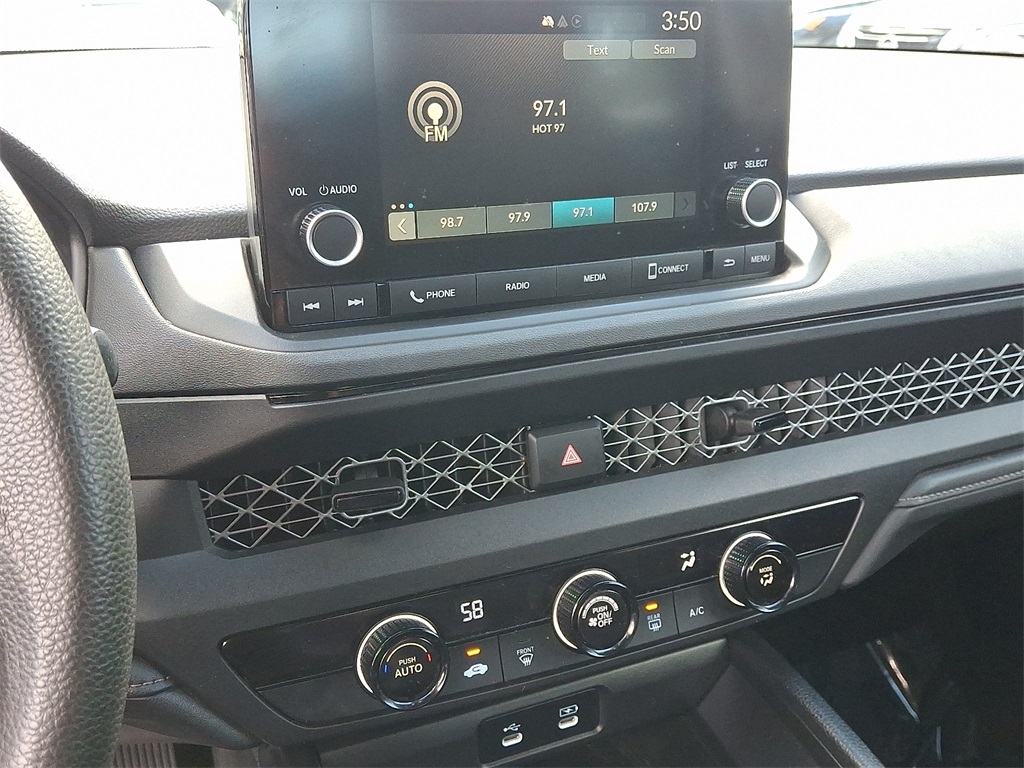 2023 Honda Accord LX photo 21