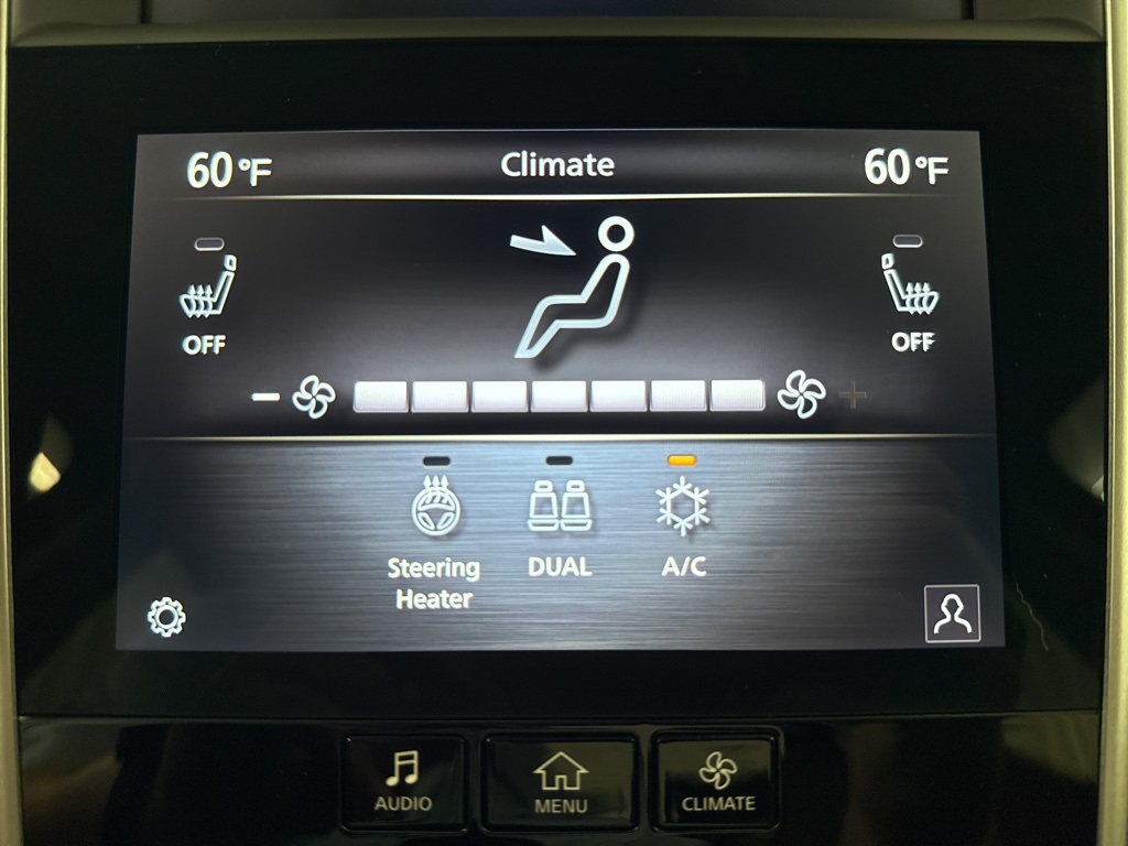2024 Infiniti Q50 LUXE photo 18