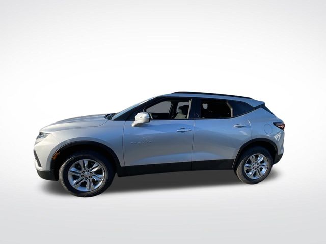 2022 Chevrolet Blazer photo 2