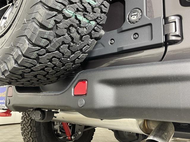 2025 Jeep Wrangler Rubicon X photo 19