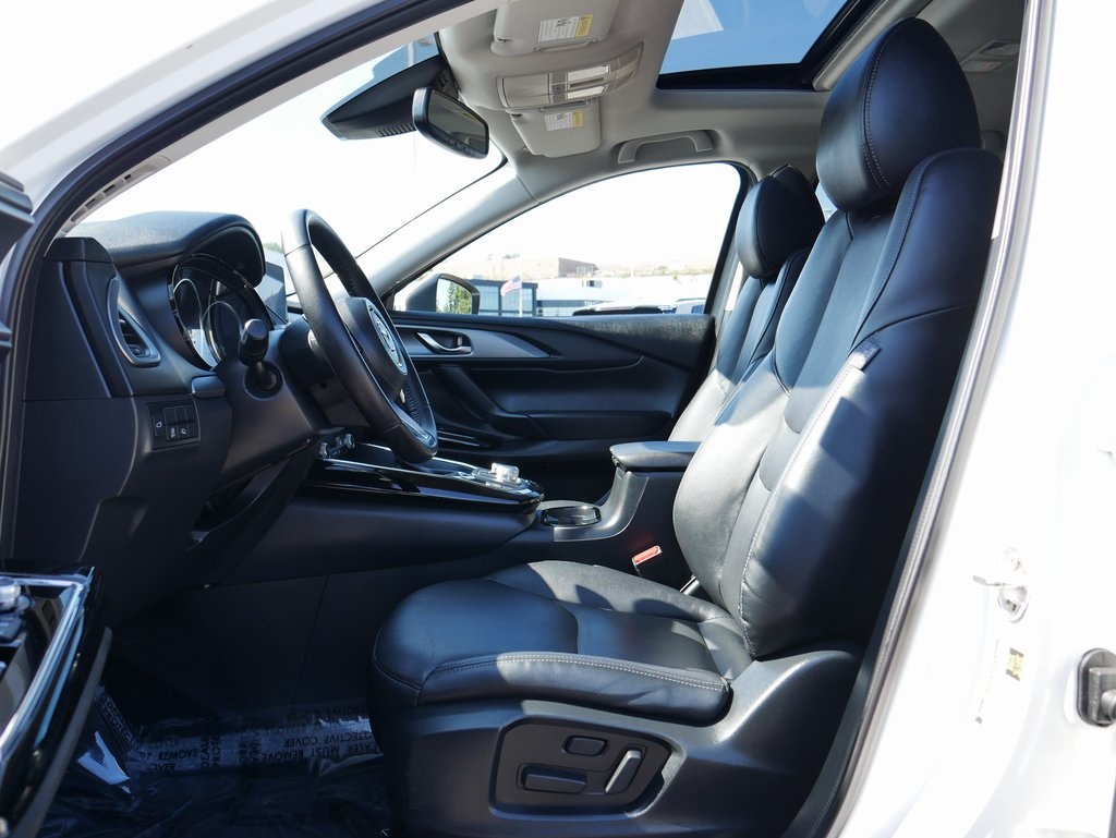 2023 Mazda CX-9 Touring photo 12